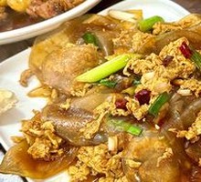 Duck Egg Noodles with Vermicelli