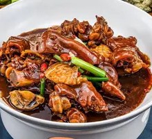 Abalone and Pig Trotter Stew