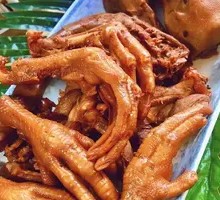 Braised Chicken Feet with Tiger Skin