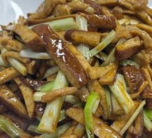 Fried Tofu with Shredded Pork