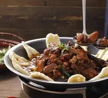 Stewed Chicken with Corn Cake