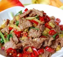 Spicy Stir-Fried Pork with Chili