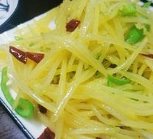 Stir-Fried Potato Strips