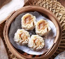 Fresh Pork and Bamboo Shoot Dumplings
