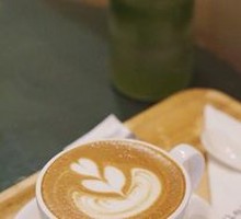 Acacia Flower Latte
