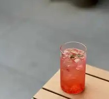 Rose Sparkling Water
