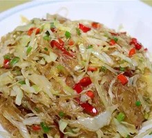 Glass Noodles Stir-fried with Cabbage