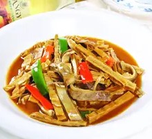 Stir-fried Green Chili with Dried Bamboo Shoots