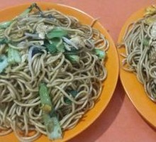 Shredded Pork Egg Noodles