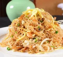 Stir-Fried Pork with Thick Noodles