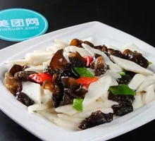 Stir-fried Yam with Wood Ear Mushrooms
