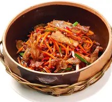 Stir-fried Carrot with Meat
