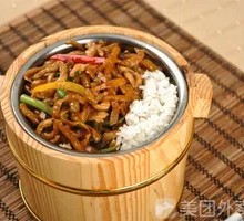 Fish-Flavored Shredded Pork with Rice in a Wooden Bucket