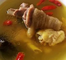 Lilyturf and Codonopsis Chicken Soup