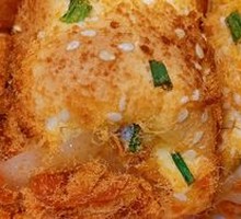 Qianli Crispy Scallion Meat Floss Roll