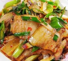 Spicy Pork Stir-fry Rice Bowl