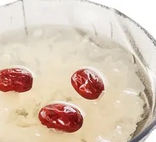 Red Date and Tremella Soup