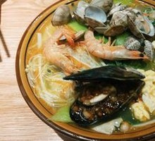 Seafood Ginger Noodle Soup