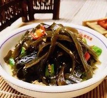 Minced Pork with Kelp Strips