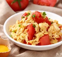 Tomato and Egg Stir-Fry