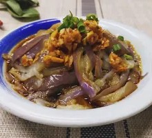 Garlic-Seasoned Shredded Eggplant