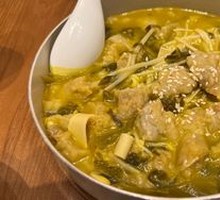 Sour Cabbage Stewed Pork Slices