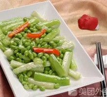 Loofah and Edamame Stir-Fry
