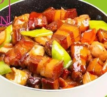 Braised Dongpo Pork with Chicken