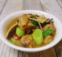 Stewed Chicken with Tofu Skin and Vermicelli