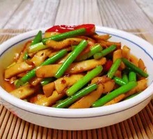 Stir-Fried Squid Strips