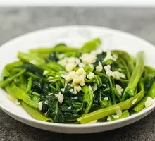 Stir-Fried Water Spinach with Garlic