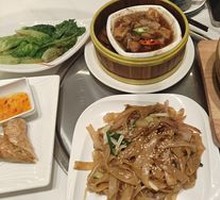 Dry-Fried Beef Rice Noodles