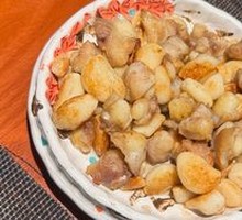 Garlic Stir-fried Chicken Cartilage