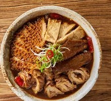 Premium Five-Combination Braised Rice