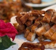 Golden Pork Ribs with Sweet Sauce