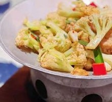 Hangzhou-style Spicy Cabbage Roll