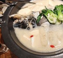 Farmers' Spring Water Stewed Fish Head Soup
