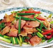 Stir-fried Garlic Shoots with Preserved Pork