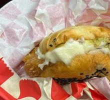Spicy Chicken Leg Chinese Burger