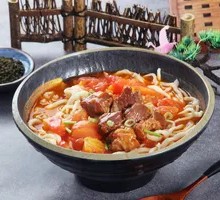 Tomato Beef Handmade Noodles