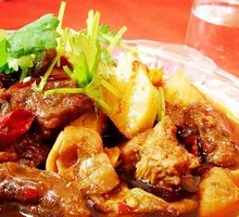Beef Stewed with Potatoes