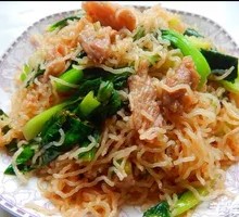 Stir-Fried Pork and Greens with Vermicelli
