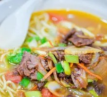 Preserved Meat and Bamboo Shoot Noodles