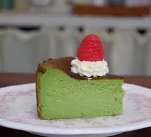 Pistachio Basque Cake