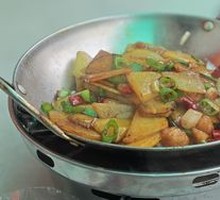 Spicy Potatoes in Dry Pot