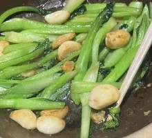 Garlic Stir-Fried Bok Choy