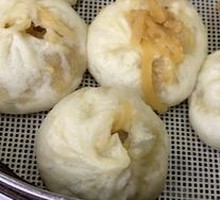 Fuyang Radish Shredded Pork Steamed Bun