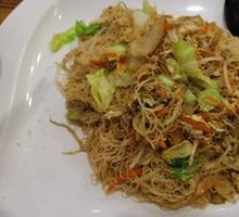 Fish Cake Stir-fried Rice Noodles