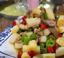 Lotus Stem Stir-Fried with Chicken Mushroom