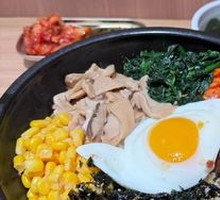 Intangible Heritage Stone Pot Rice